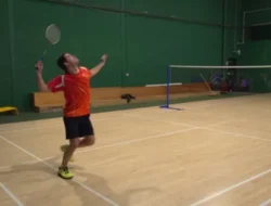 Cara Menghadapi Lawan Badminton Tingkat Tinggi Dengan Teknik Menyerang Yang Tepat