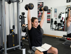 Tips Menjaga Motivasi Gym agar Tidak Hangat-Hangat Tahi Ayam