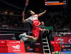 Cara Ampuh Meningkatkan Power Smash Badminton Agar Pukulan Menjadi Lebih Cepat Menghujam